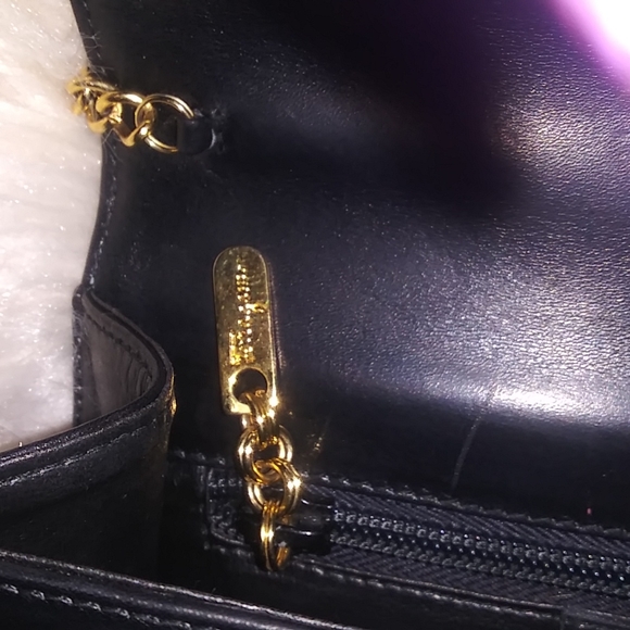 Salvatore Ferragamo Crossbody - Picture 11 of 12